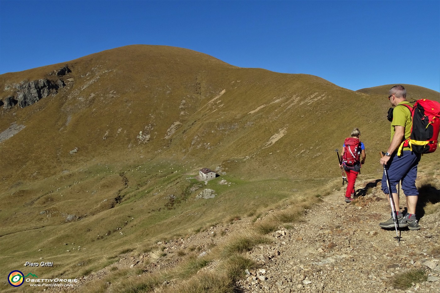 51 Cresta sud dello Zuc di Cam (2195 m), che scenderemo al ritorno, .JPG